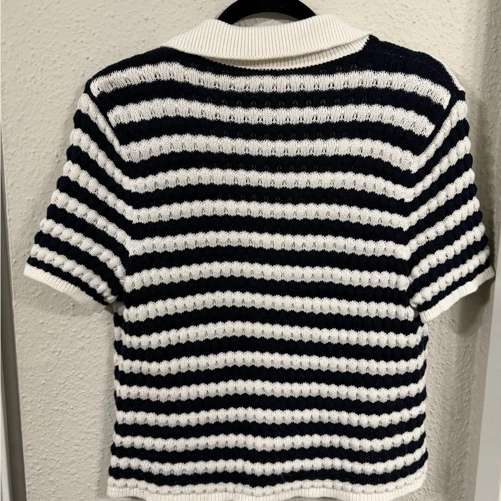 OldNavy Button-Down Crochet Sweater M / L - Picture 4 of 4